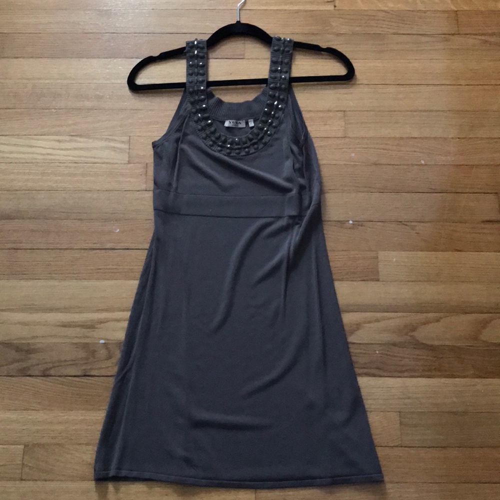 YUKA Platinum Sleeveless Olive Dress Fits Medium
